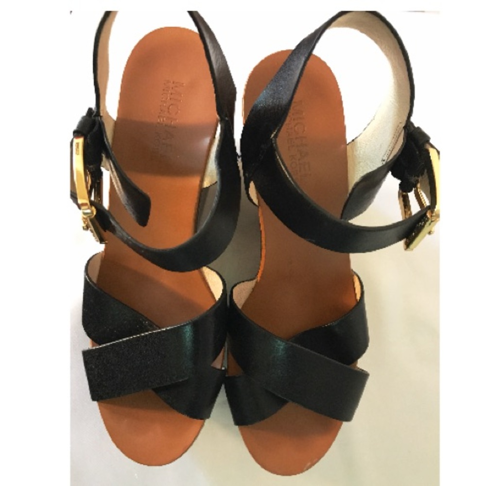 Michael Kors Black Platform Sandals Size 6.5